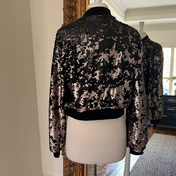 1 State Glam Rock Metallic Flip Sequin Bomber Jacket Size: Large Ringer Black - Picture 2 of 7